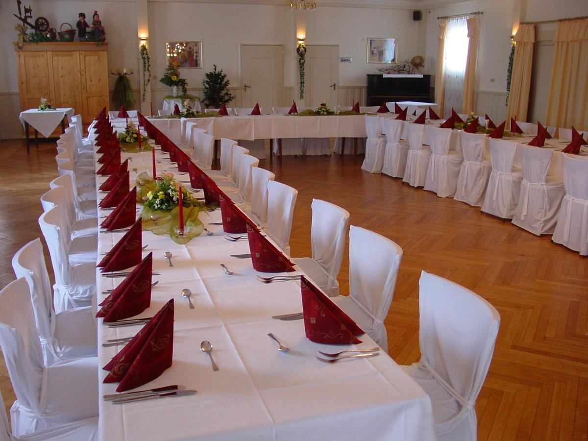 Gasthof Rockensuess Schwalmstadt Esterno foto